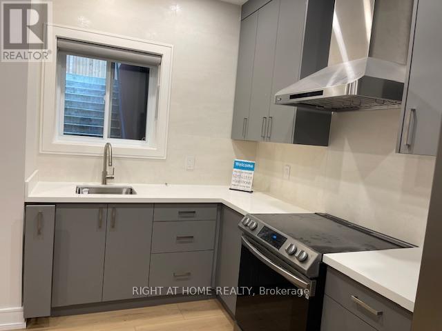 Detached at 106 Weldrick Rd W, Richmond Hill