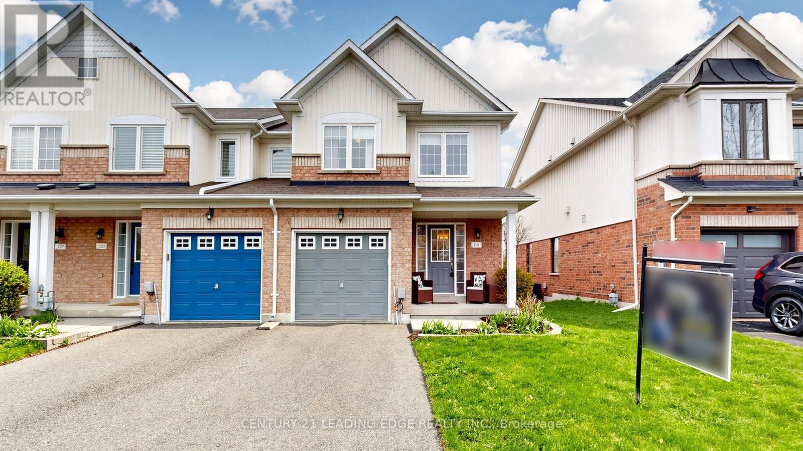 Semi-Detached/Link at 131 HAMMILL HEIGHTS STREET, East Gwillimbury (Mt Albert)