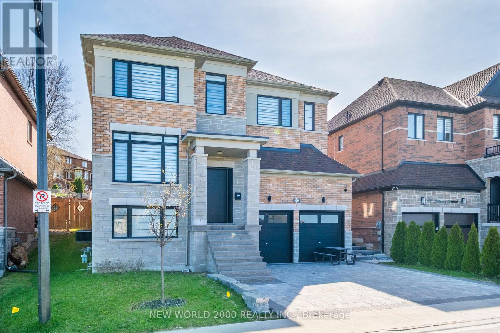 Detached at 147 BETHPAGE CRESCENT, Newmarket (Woodland Hill)