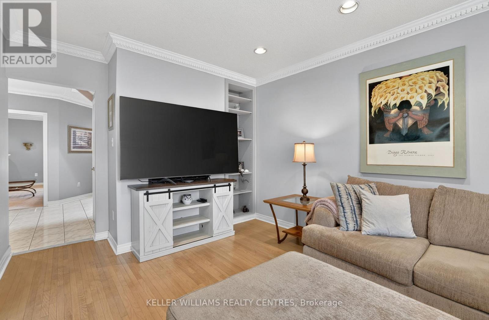 Detached at 591 PLANTATION GATE, Newmarket