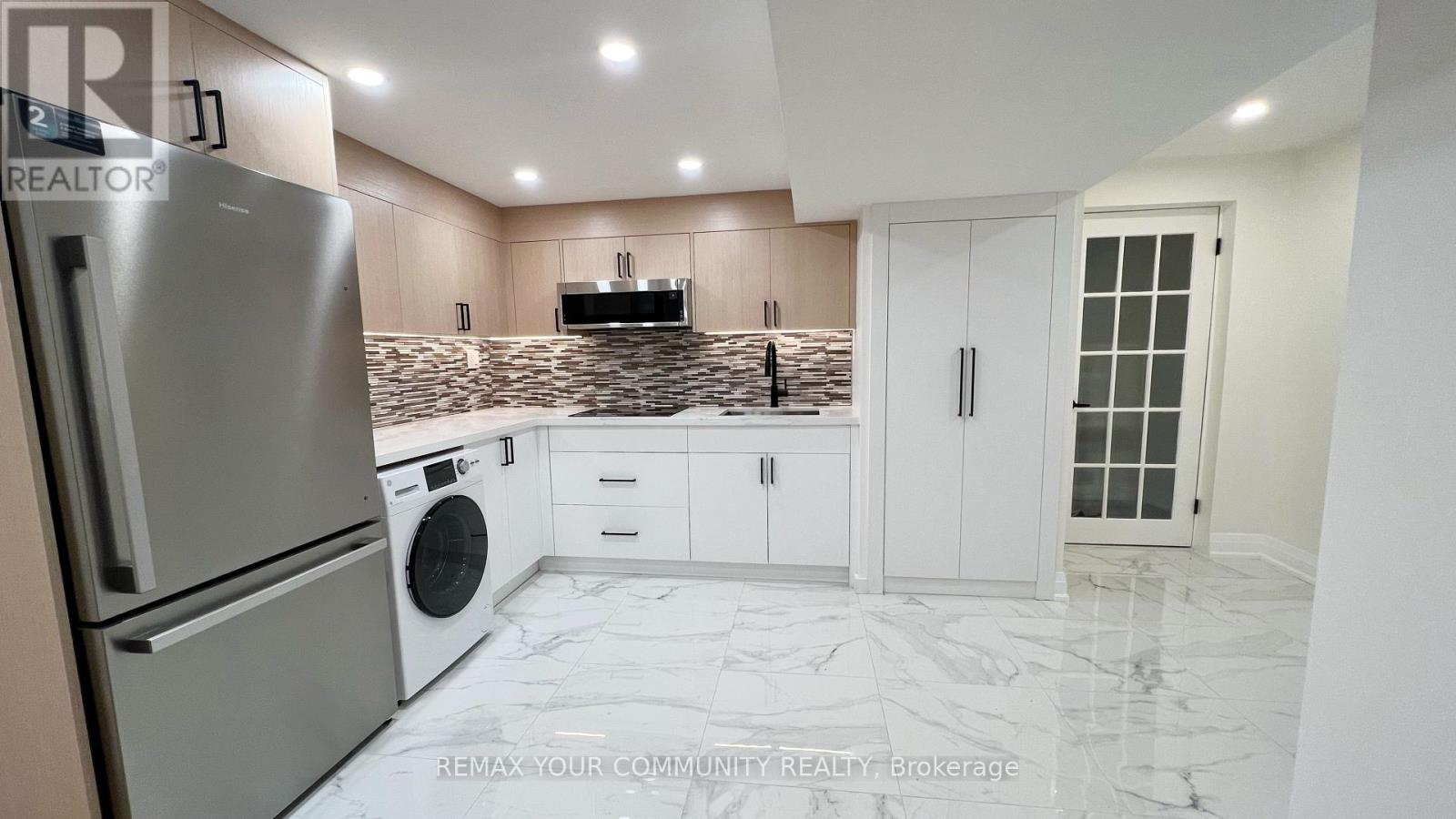 Detached at LOWER - 24 FOXHILL DRIVE, Vaughan (Maple)