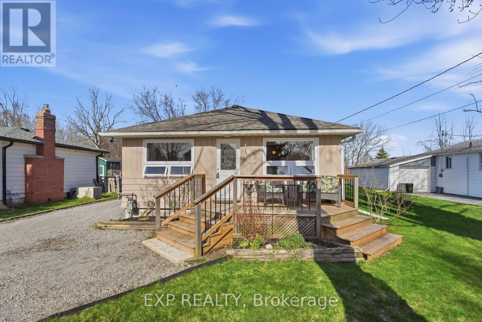 Detached at 33 ISLE VISTA DRIVE, Georgina (Virginia)