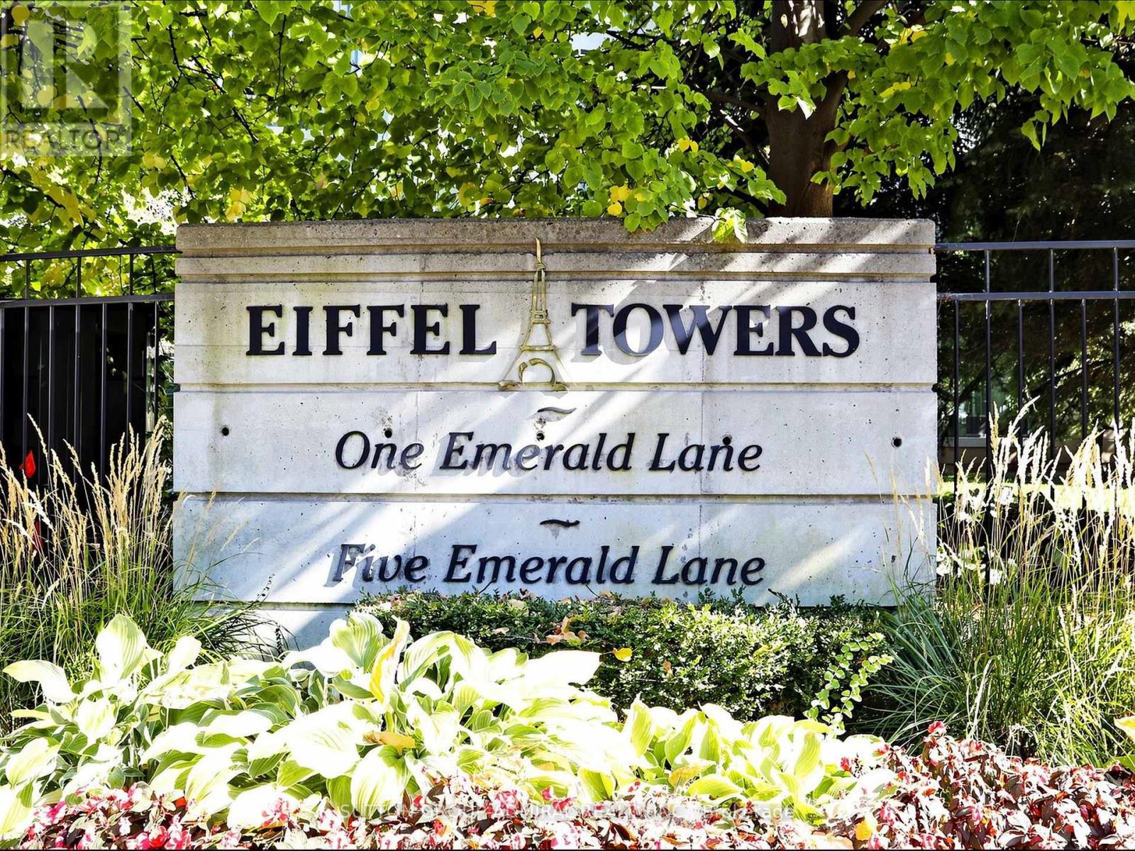 Apartment at 704 - 1 EMERALD LANE, Vaughan (Crestwood-Springfarm-Yorkhill)