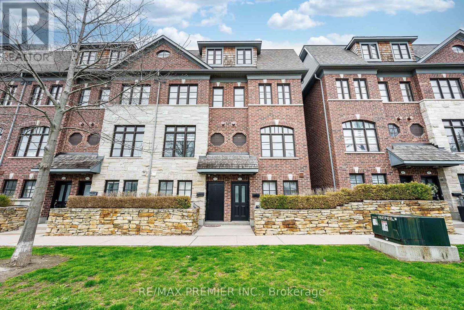 Townhouse at 16 - 8321 KIPLING AVENUE, Vaughan (West Woodbridge)