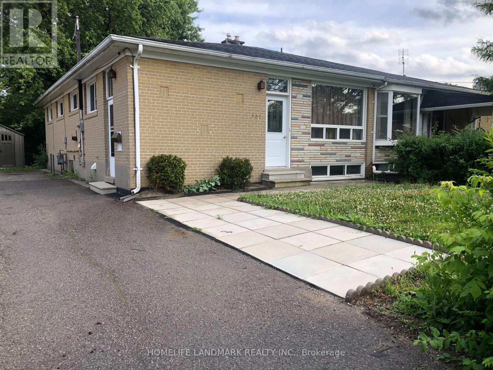 Semi-Detached/Link at BASMENT - 307 AXMINSTER DRIVE, Richmond Hill (Crosby)