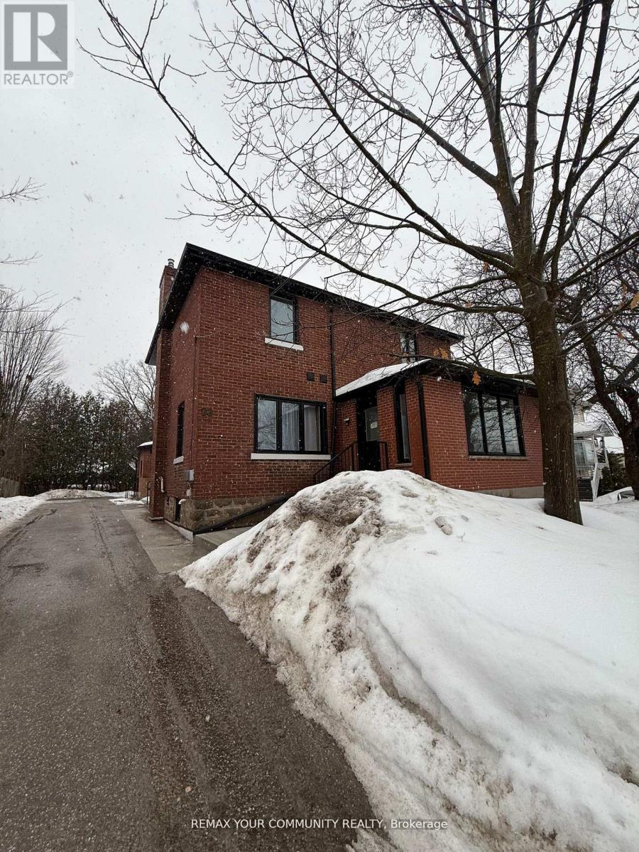 Multiplex at 5 (BSMT) - 88 SPRUCE STREET W, Aurora (Aurora Village)