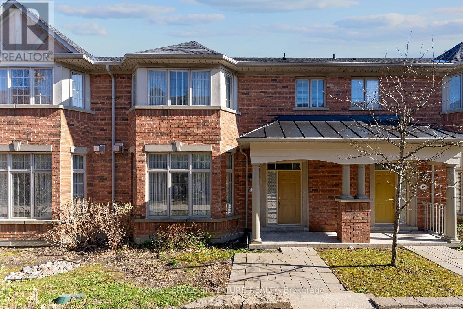 Townhouse at 107 LEGENDS WAY, Markham (Unionville)