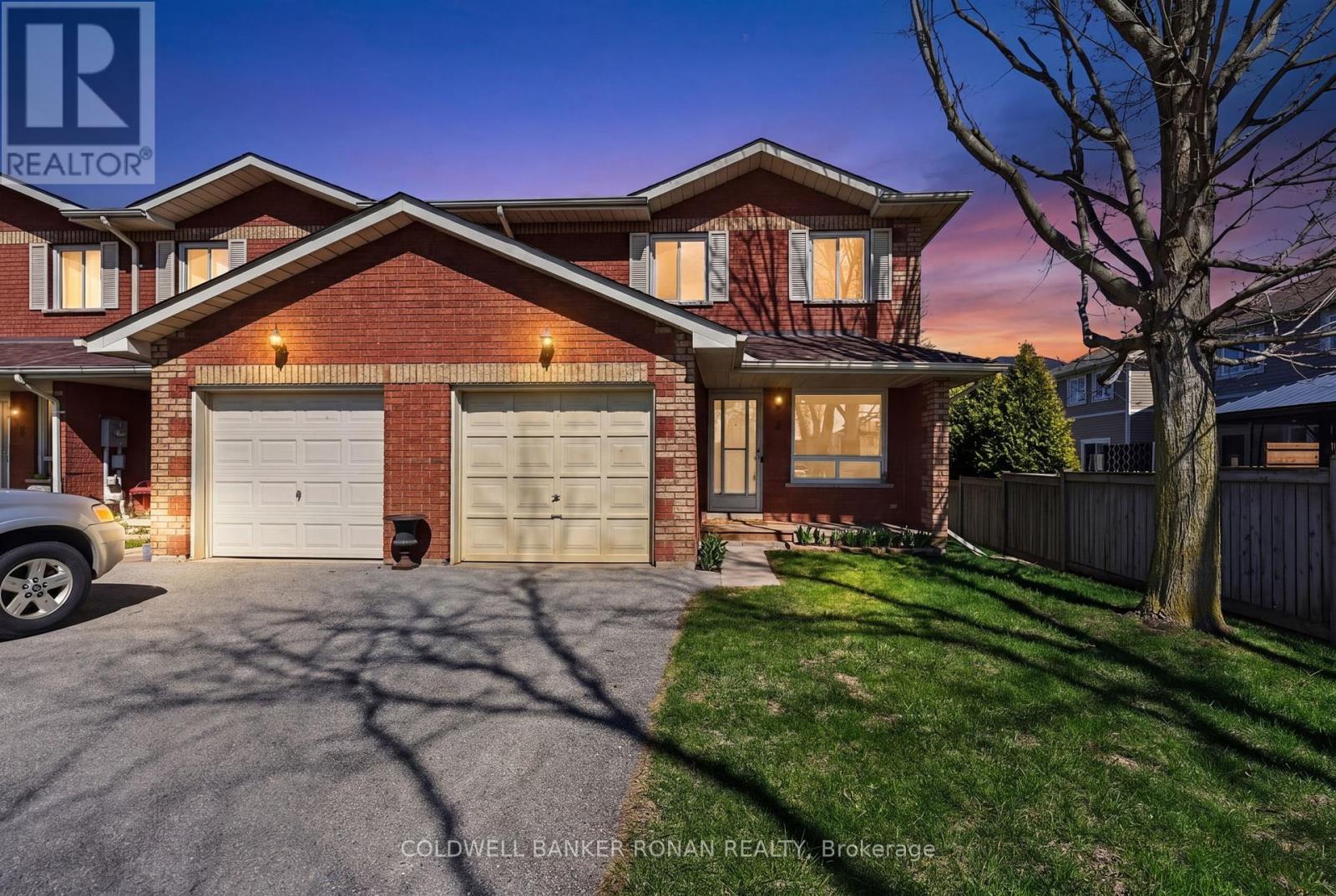 Townhouse at 7 ROBINS LANE, New Tecumseth (Alliston)