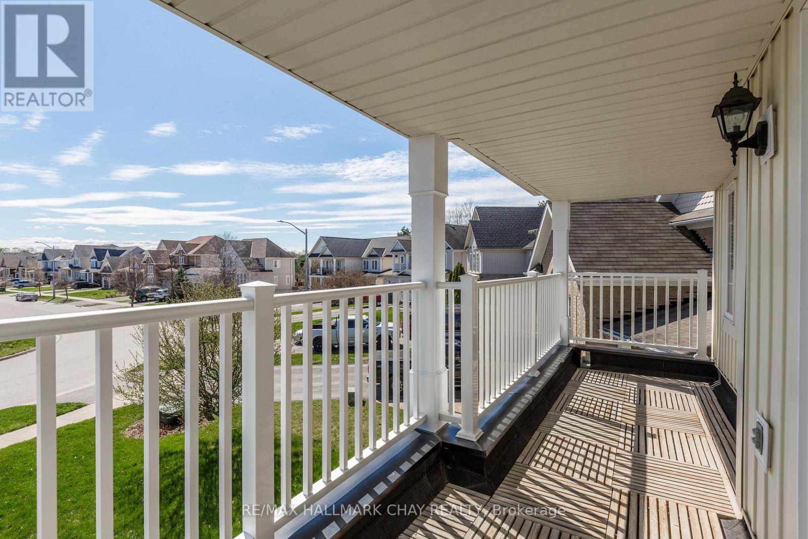 Detached at 118 MOUNT CRESCENT, Essa