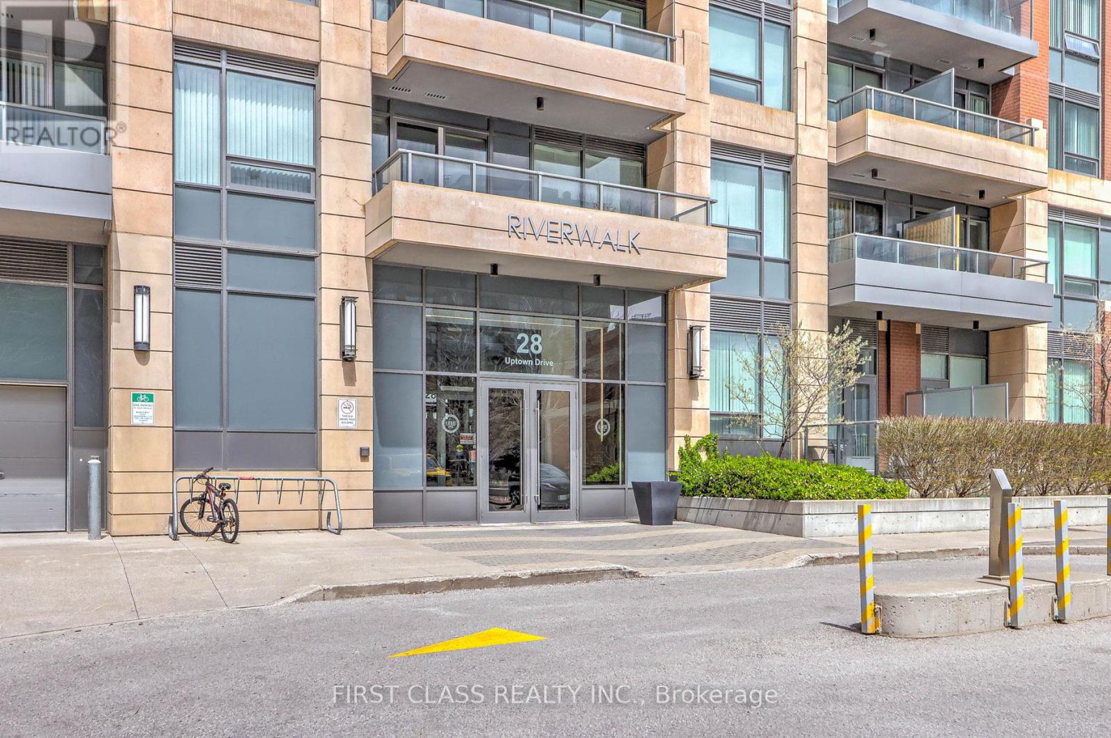 Apartment at 610 - 28 UPTOWN DRIVE, Markham (Unionville)