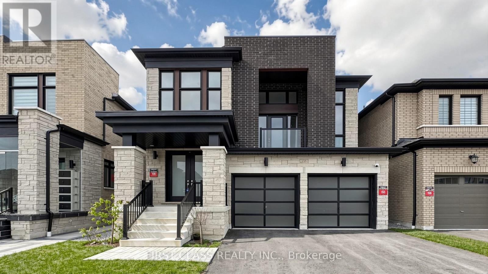 Detached at 135 MARKVIEW ROAD, Whitchurch-Stouffville (Stouffville)