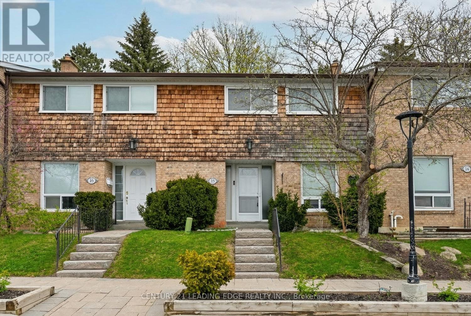 Townhouse at 15 - 1 WOOTTEN WAY S, Markham (Sherwood-Amberglen)