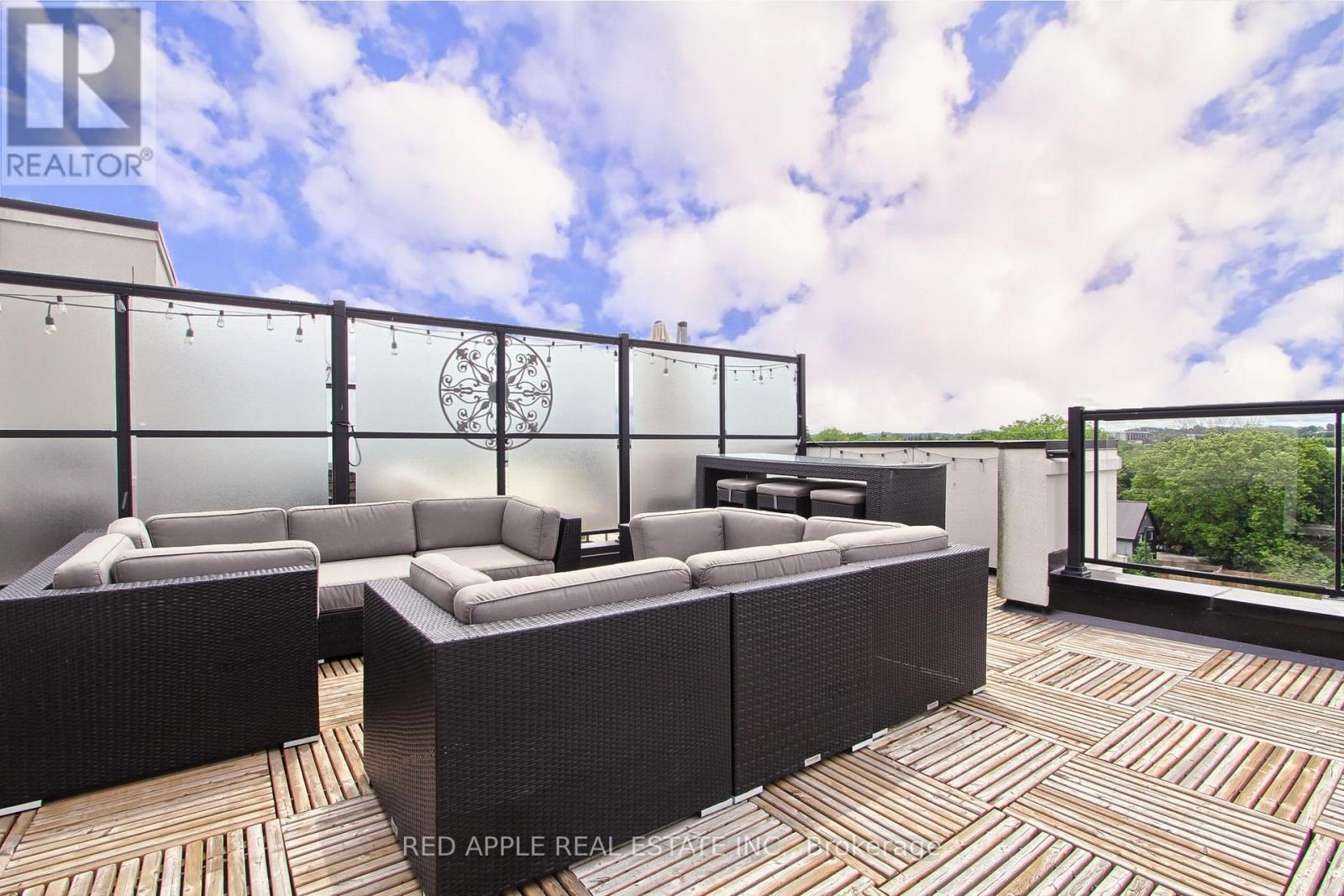 Townhouse at 110 - 600 ALEX GARDNER CIRCLE, Aurora (Aurora Village)