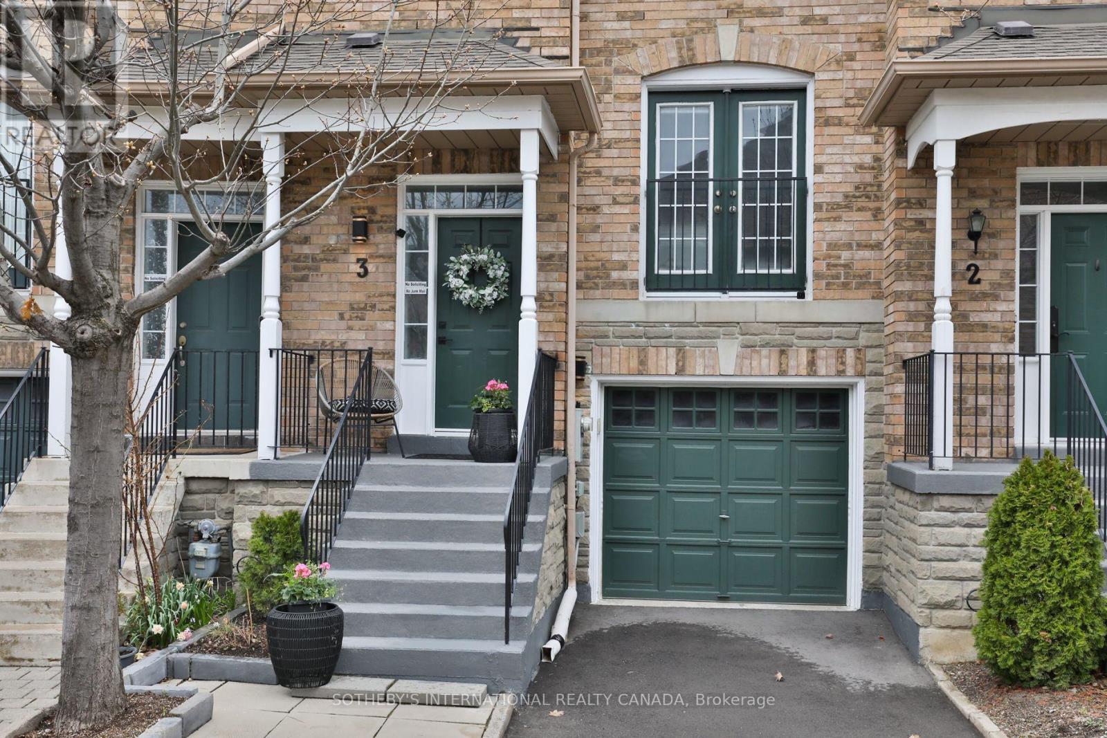 Townhouse at 3 - 20 MINTON DRIVE, Vaughan (East Woodbridge)