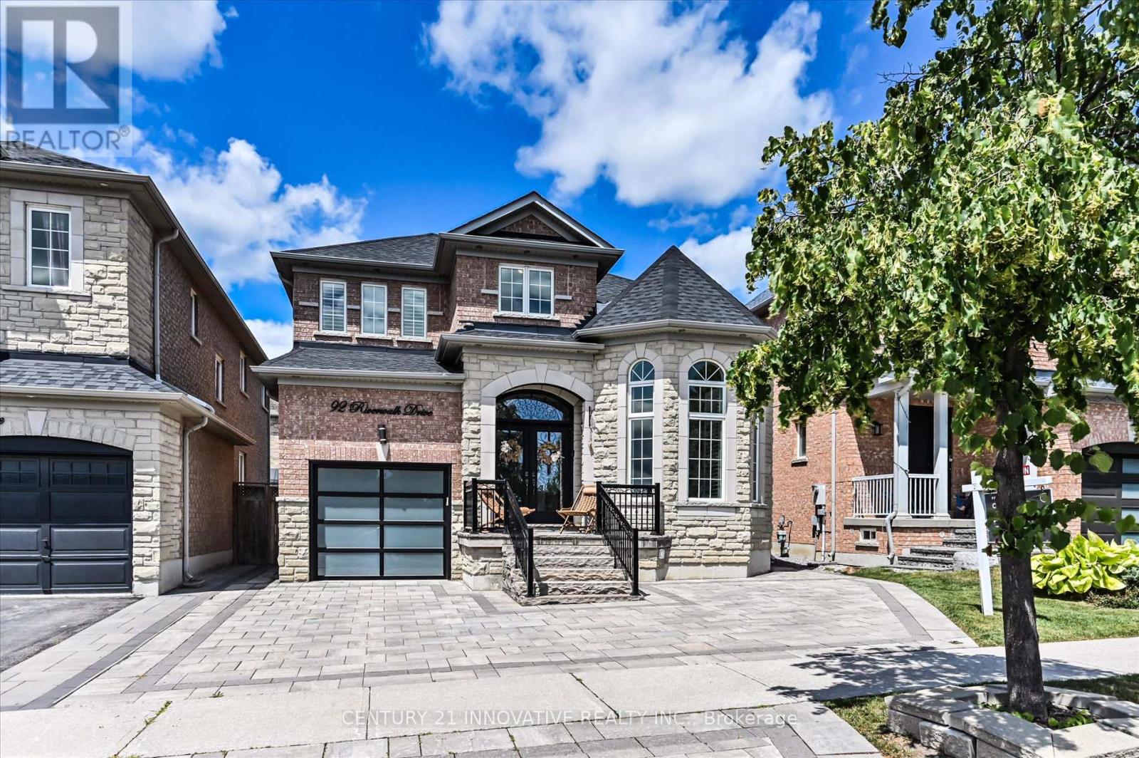 Detached at 92 RIVERWALK DRIVE, Markham (Box Grove)