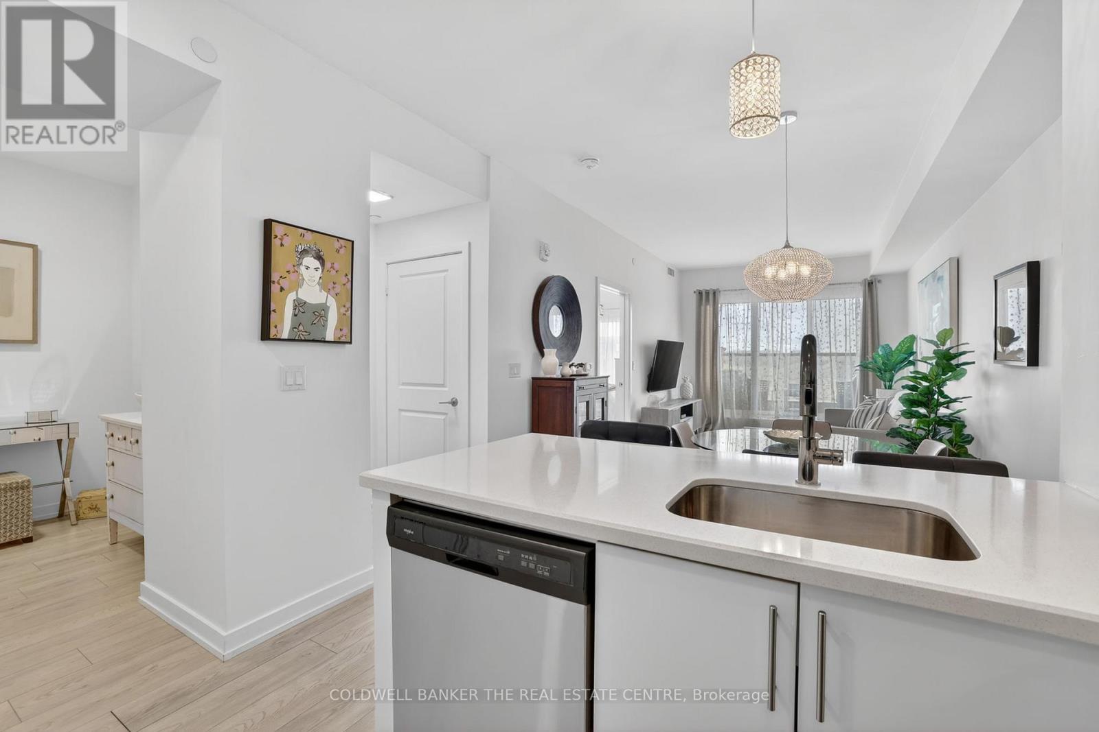 Apartment at 246 - 555 WILLIAM GRAHAM DRIVE, Aurora