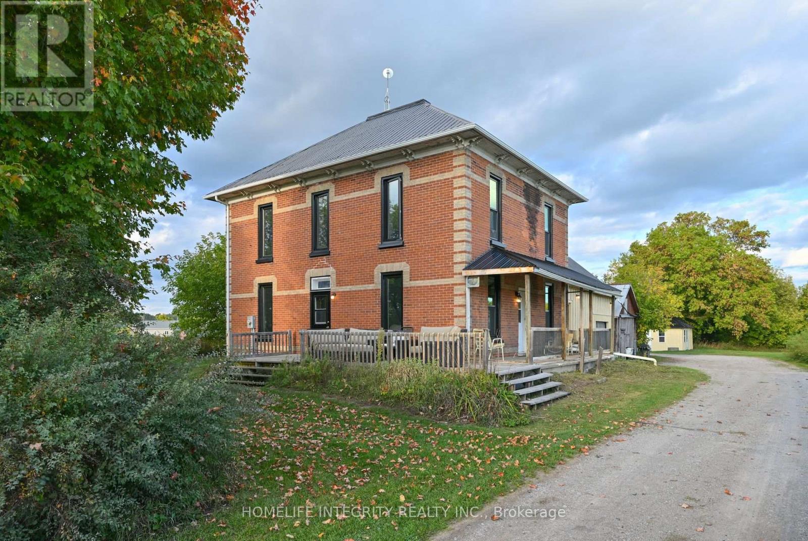 Detached at 995305 MONO ADJALA TOWNLINE, Adjala-Tosorontio
