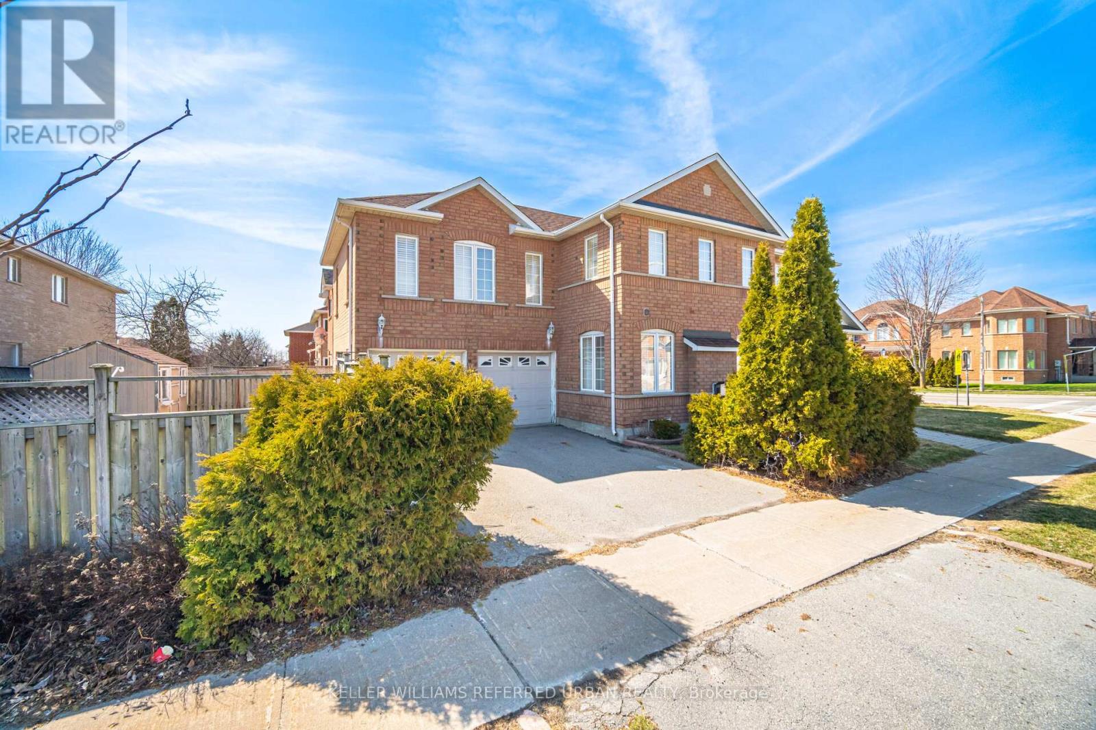 Detached at 239 DRUMMOND DRIVE, Vaughan (Maple)
