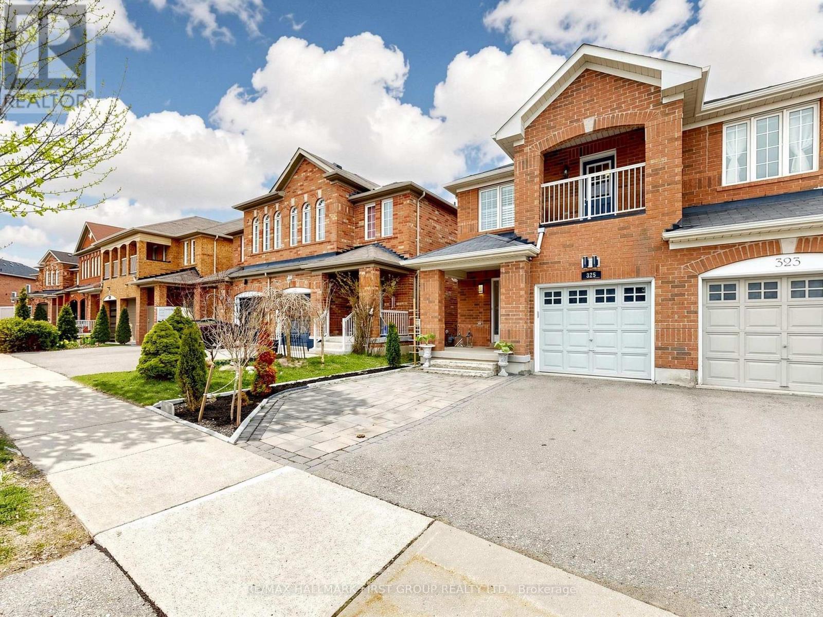 Semi-Detached/Link at 325 ISAAC MURRAY AVENUE, Vaughan (Maple)