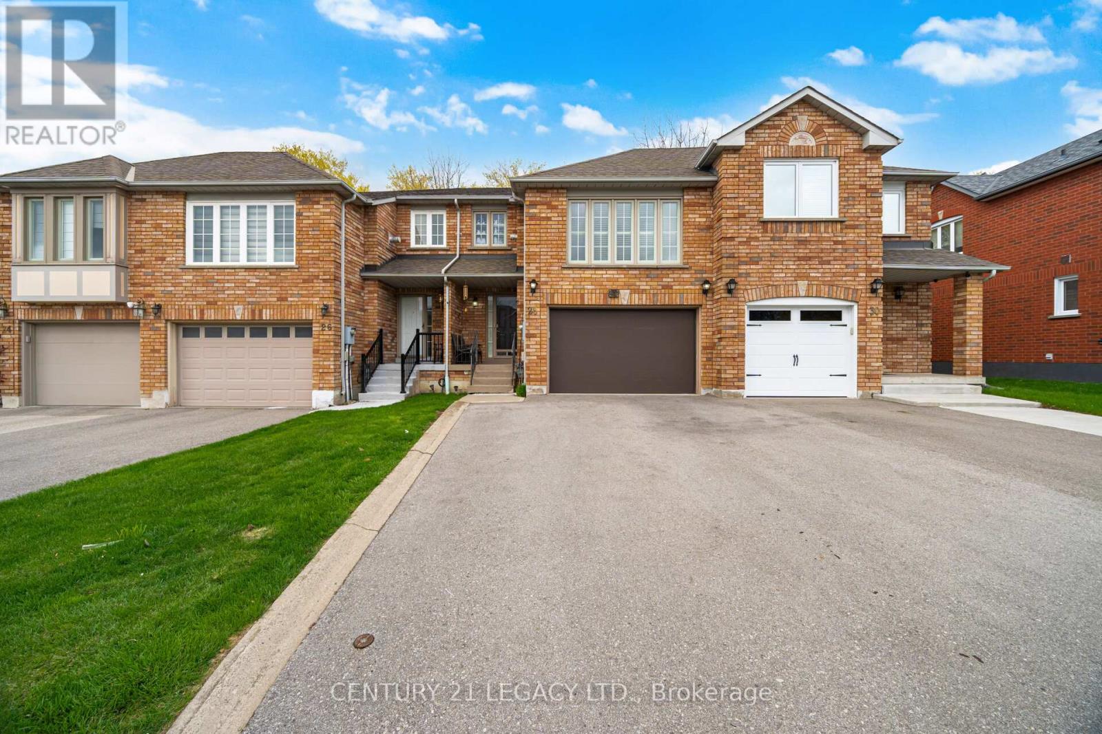 Townhouse at 28 WILDFIRE ROAD, Vaughan (East Woodbridge)