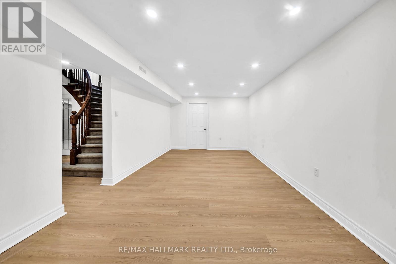 Detached at 29 PETCH CRESCENT, Aurora