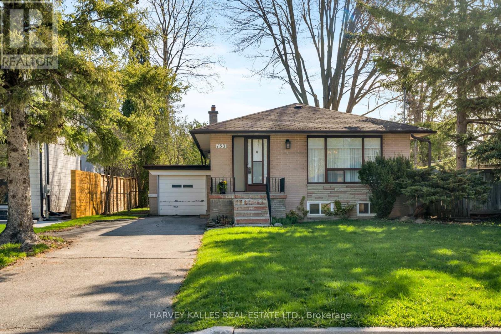 Detached at 133 WOOD LANE, Richmond Hill (Mill Pond)