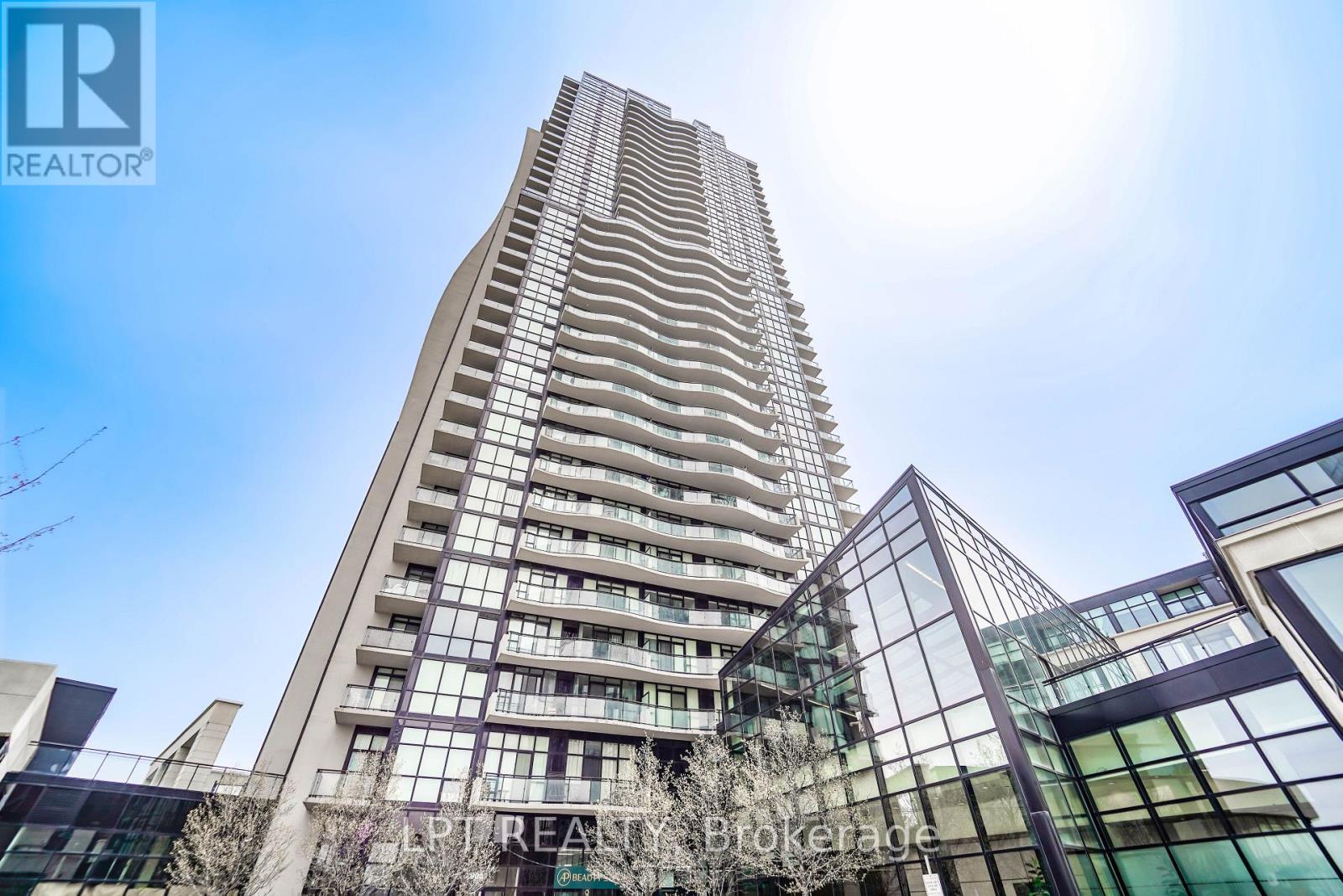 Apartment at 312 - 2900 HIGHWAY 7 W, Vaughan (Concord)