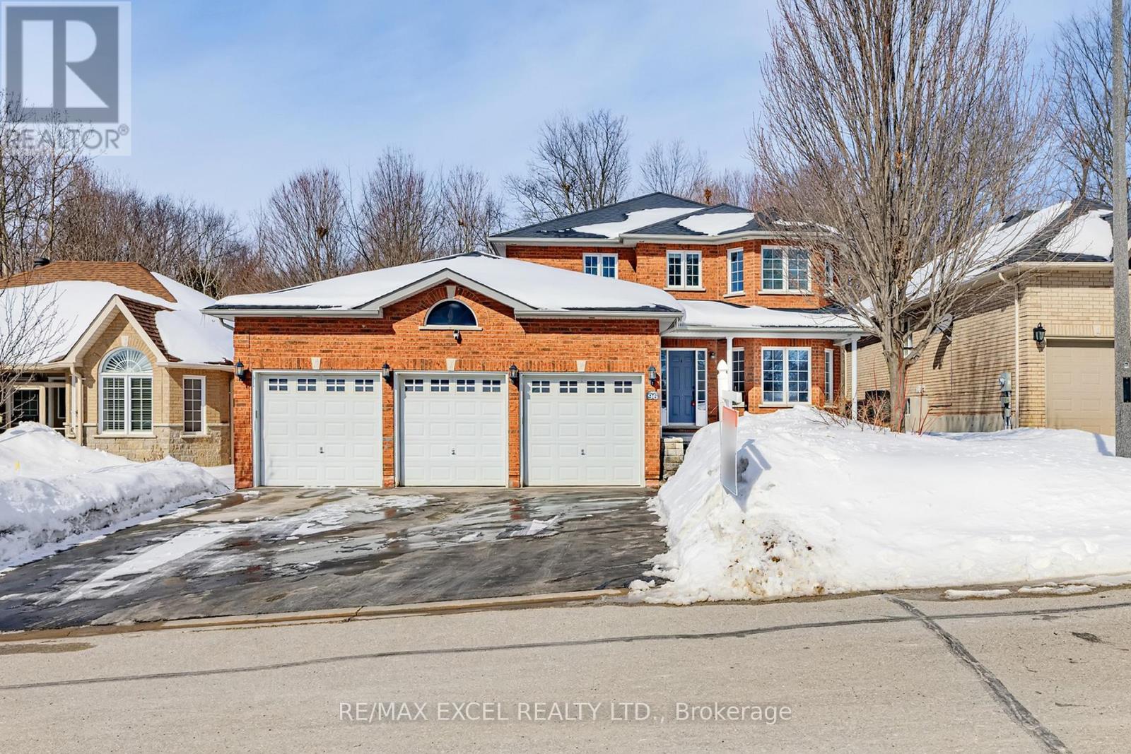 Detached at 96 FERNCROFT DRIVE, Georgina (Keswick North)
