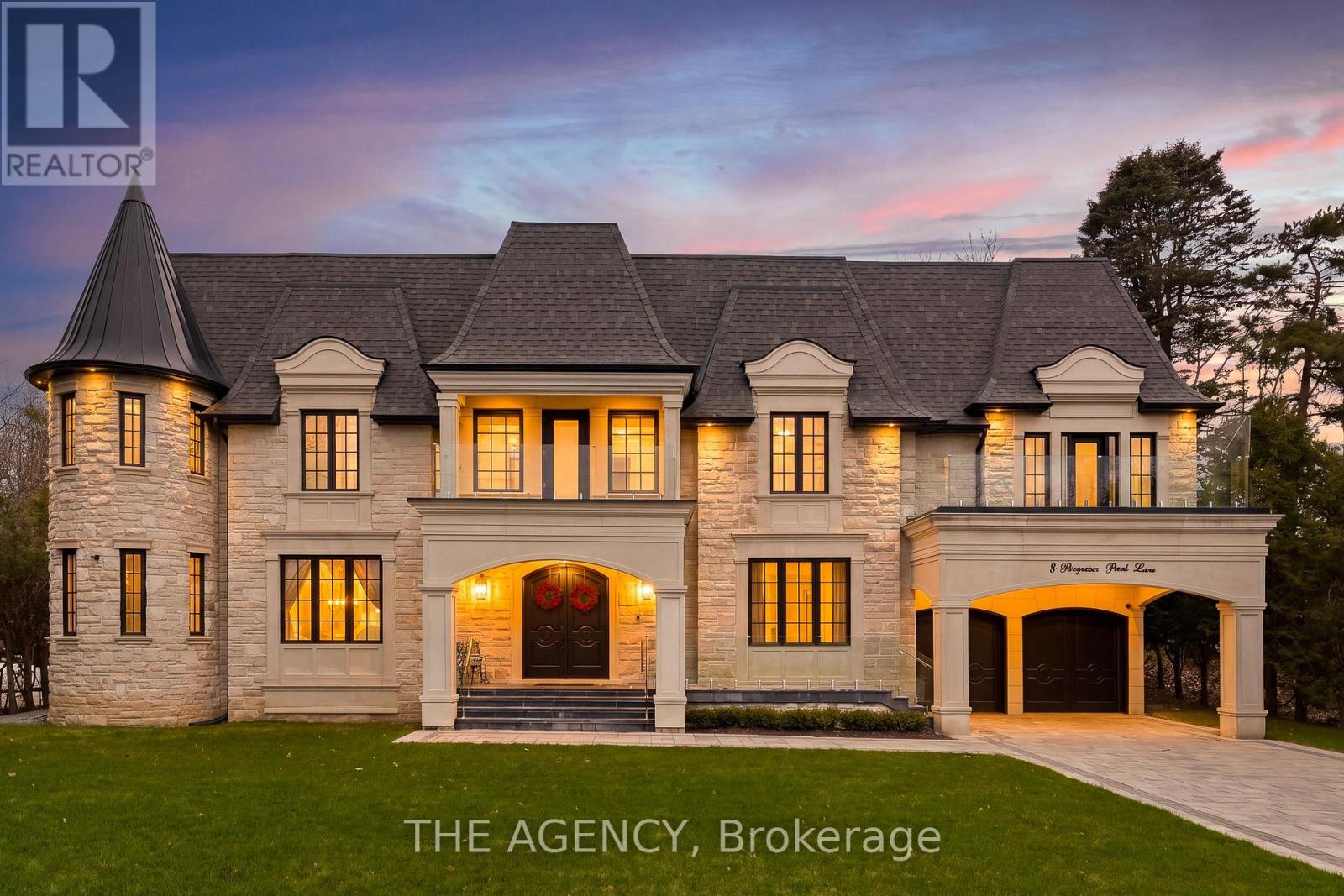 Detached at 8 BAYVIEW PARK LANE, Richmond Hill (Oak Ridges Lake Wilcox)