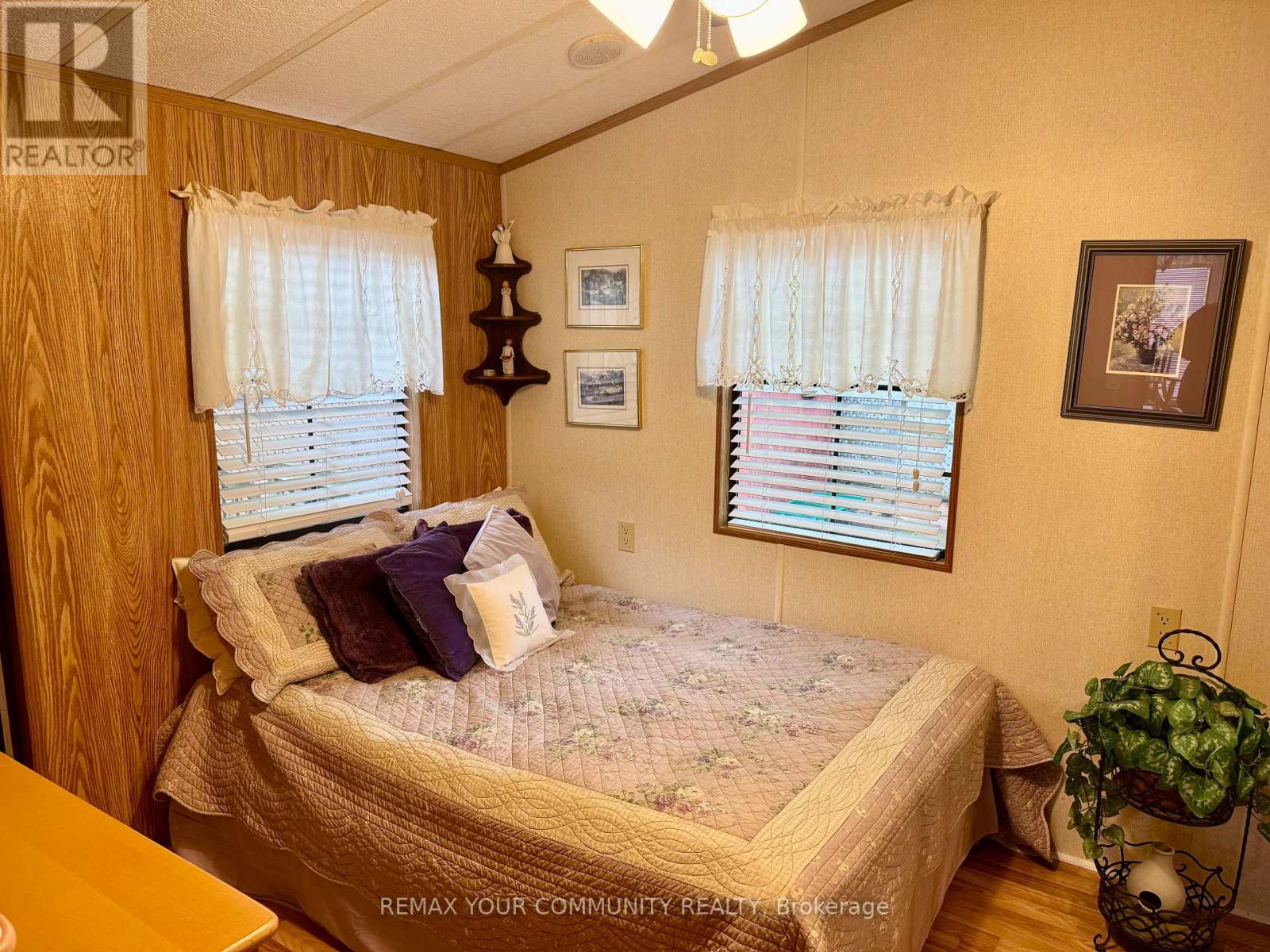 Detached at 42 - 285 CRYDERMANS SIDE ROAD, Georgina