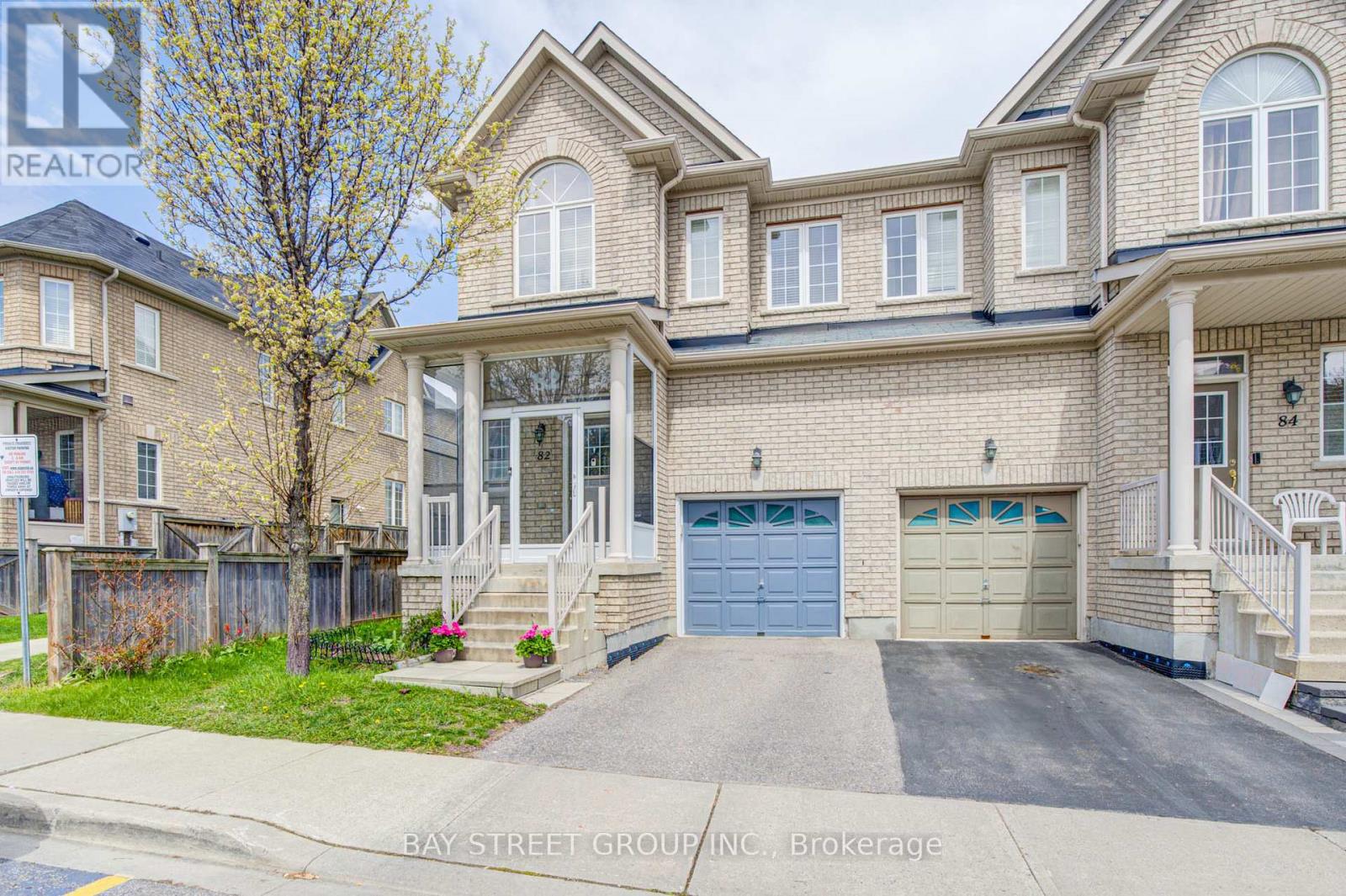 Semi-Detached/Link at 82 COLELUKE LANE, Markham (Middlefield)