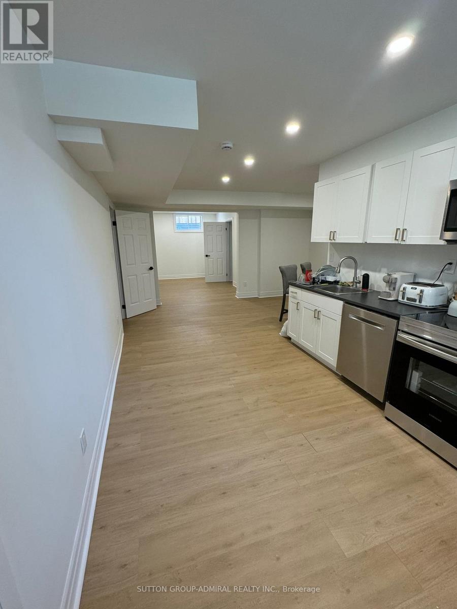 Detached at LOWER - 23 CHATSWORTH COURT, Vaughan