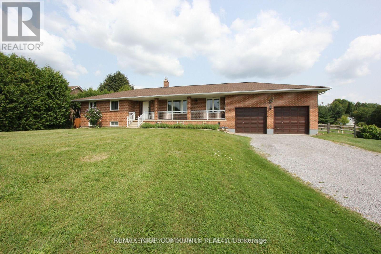 Detached at 20161 BATHURST STREET, East Gwillimbury (Holland Landing)