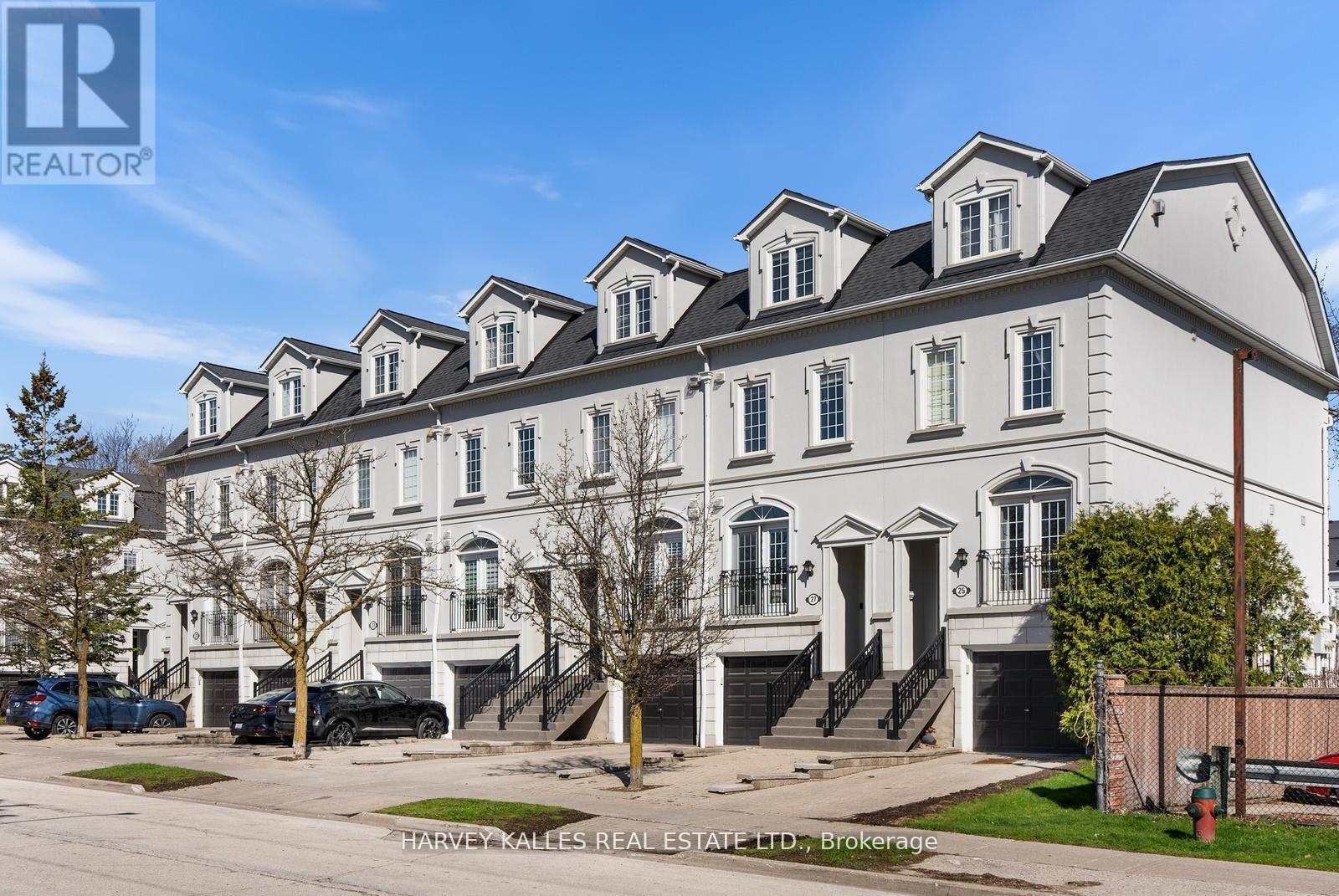 Townhouse at 27 BENSON AVENUE, Richmond Hill (Mill Pond)