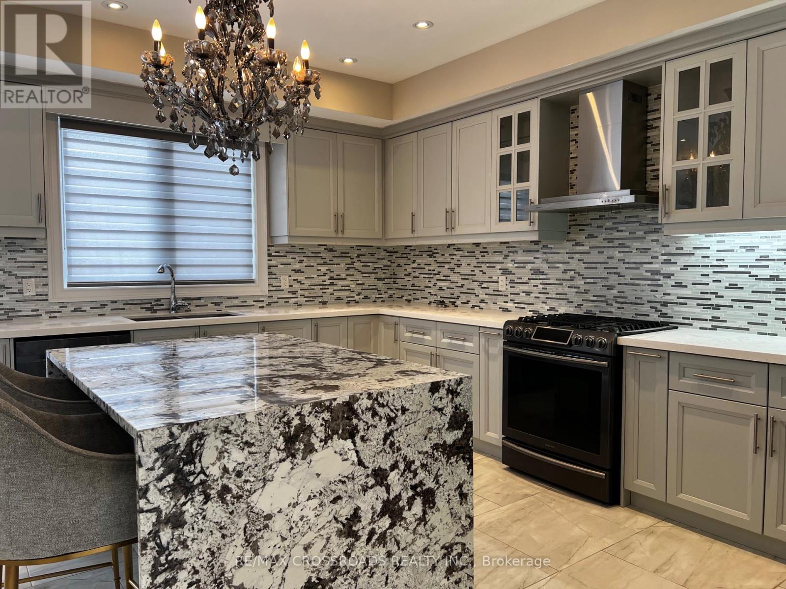 Detached at 602 LAKE DRIVE S, Georgina (Keswick South)