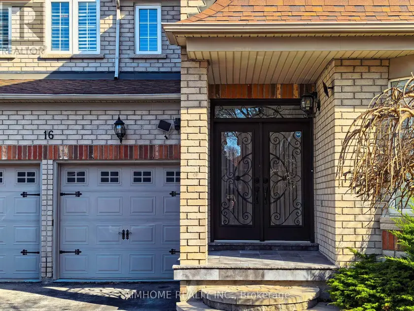 Detached at 16 CHASSER DRIVE, Markham