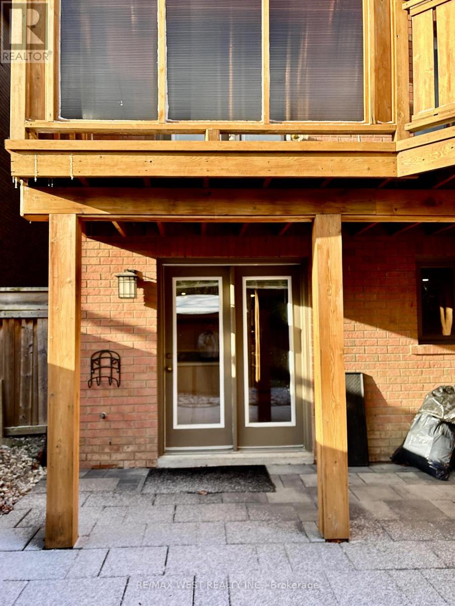 Detached at BSMT - 463 HEWITT CIRCLE, Newmarket (Summerhill Estates)