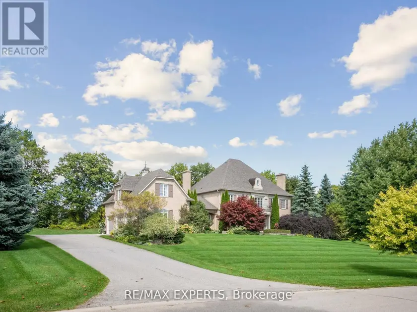 Detached at 105 EDEN VALE DRIVE S, King