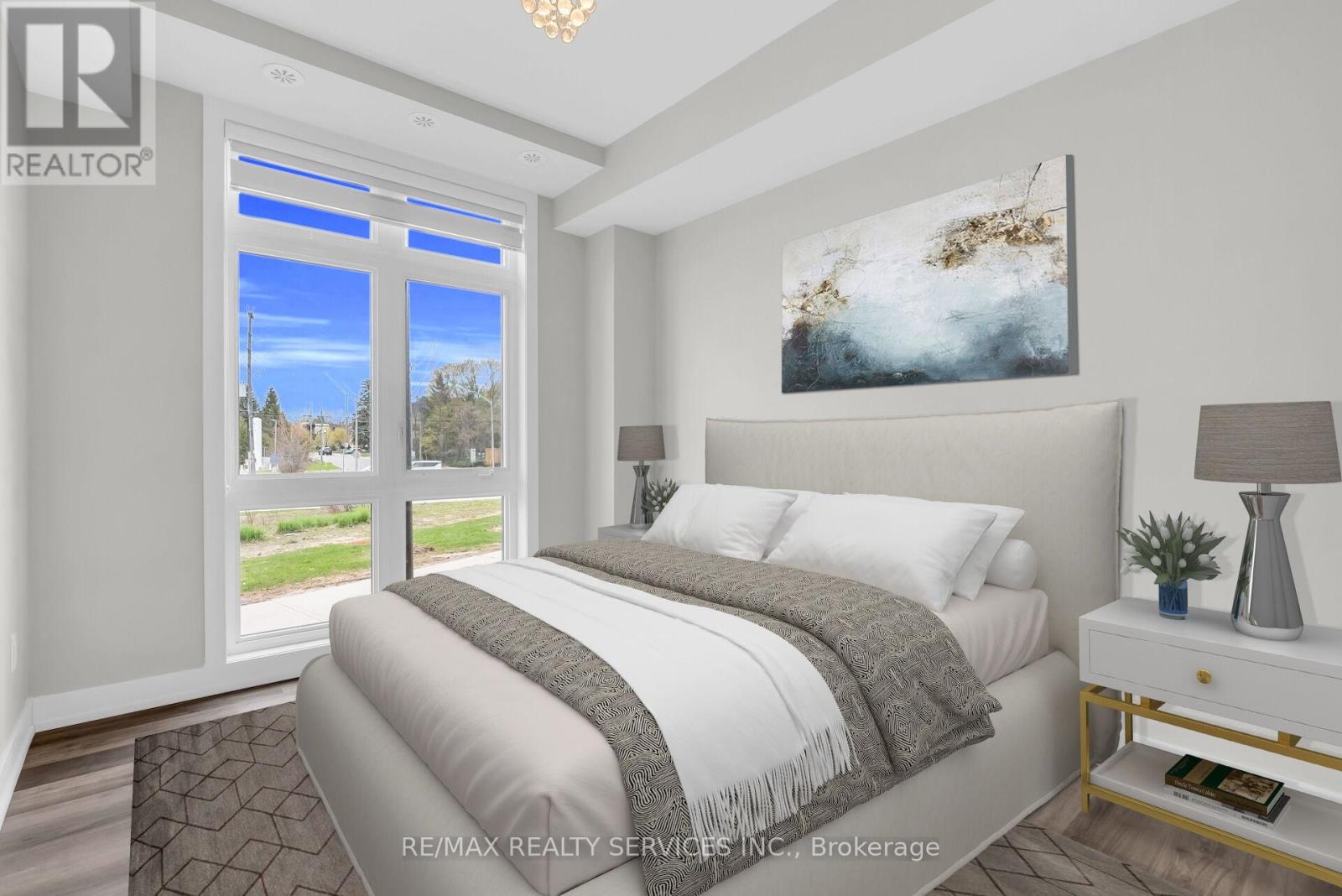 Townhouse at 5 - 1 BOND CRESCENT, Richmond Hill