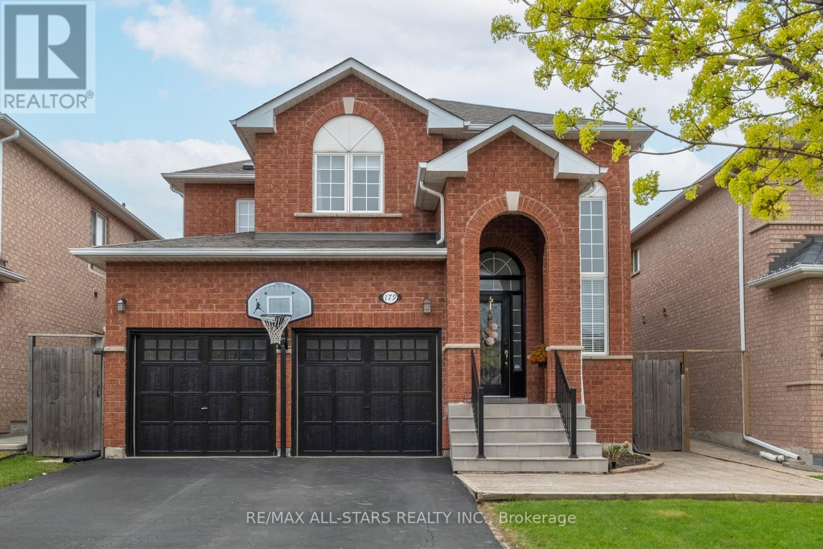 Detached at 179 DRUMMOND DRIVE, Vaughan (Maple)