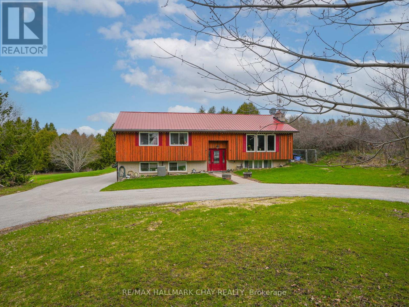 Detached at 4684 10TH SIDE ROAD, Essa