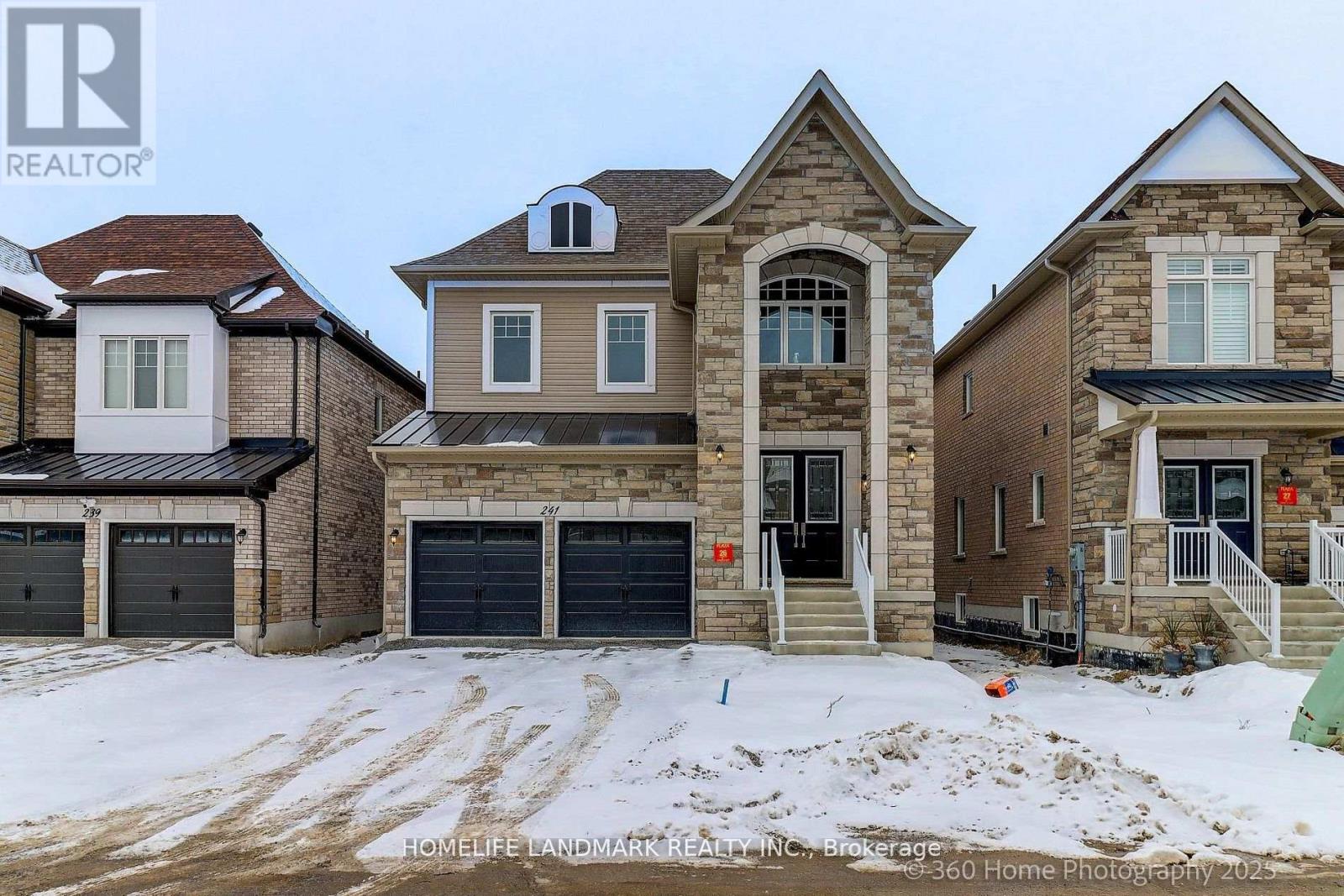 Detached at 241 SEGUIN STREET, Richmond Hill (Oak Ridges)