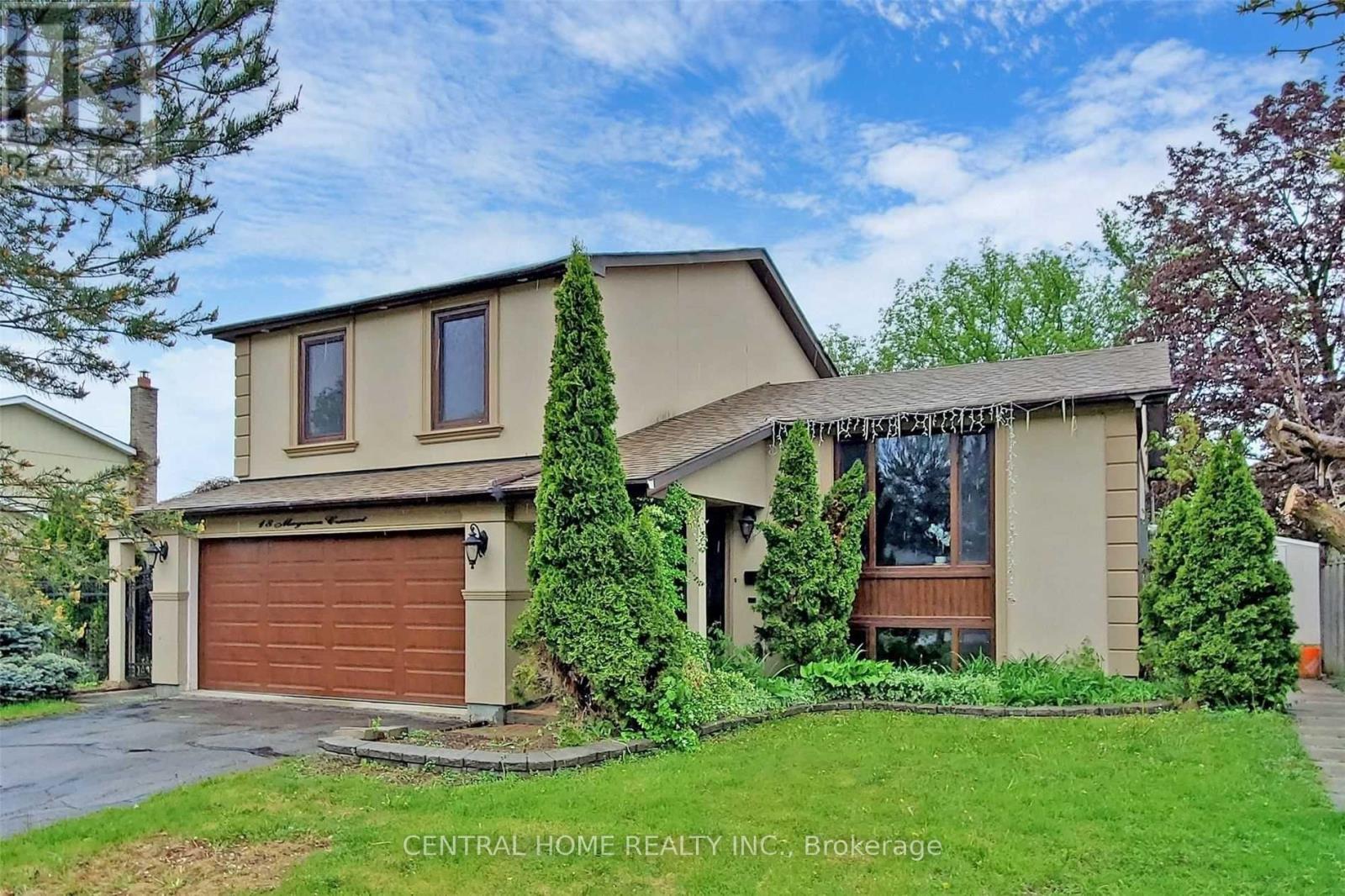Detached at 18 MAYVERN CRESCENT, Richmond Hill