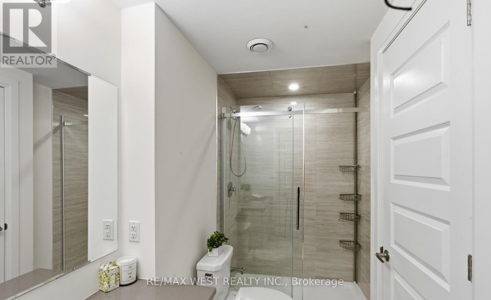Apartment at 412 - 2 ADAM SELLERS STREET, Markham (Cornell)