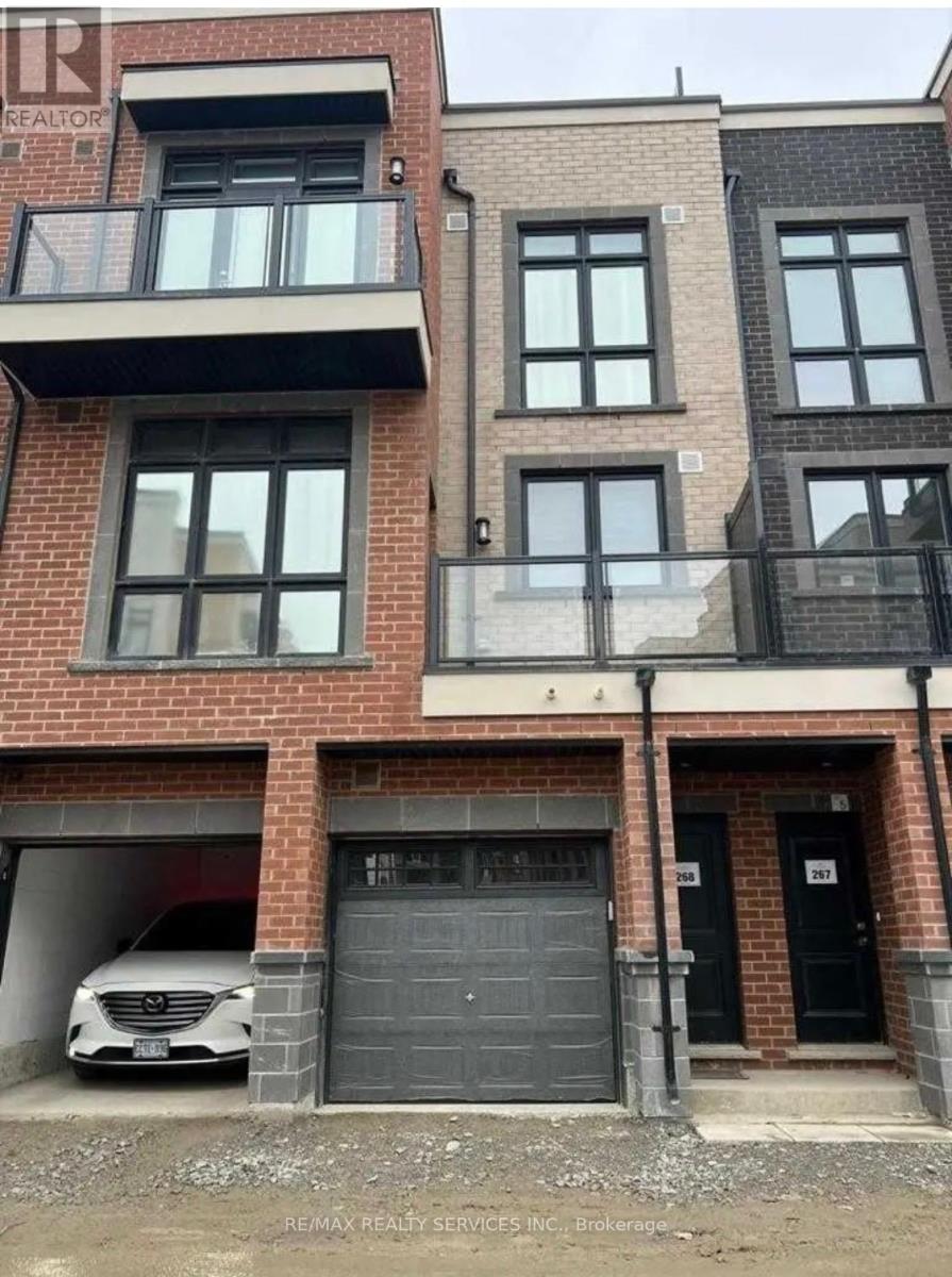 Townhouse at 12 - 9 PHELPS LANE, Richmond Hill (Oak Ridges)