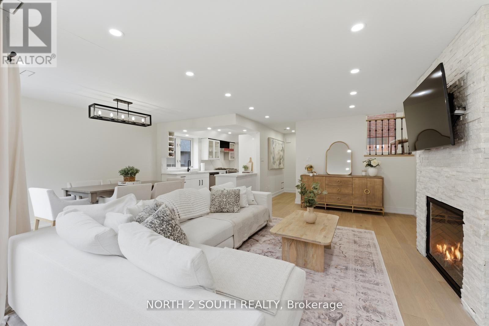 Townhouse at TH 23 - 100 ARBORS LANE, Vaughan (West Woodbridge)