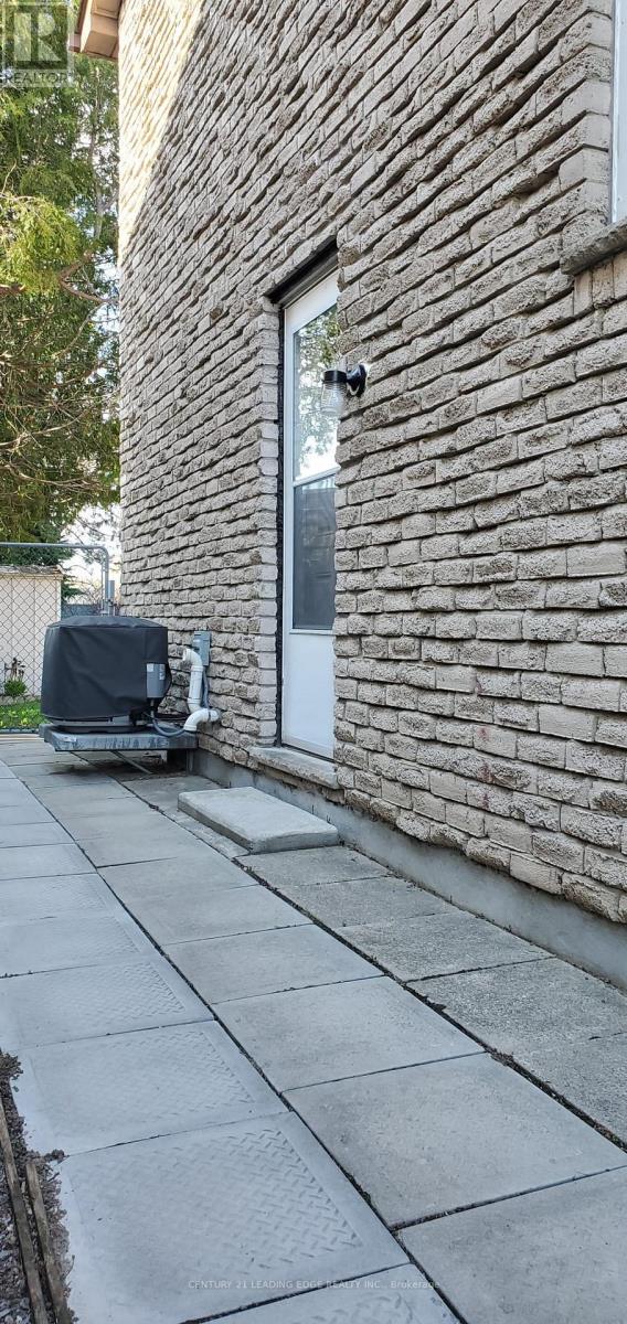 Semi-Detached/Link at 80 UPTON CRESCENT, Markham