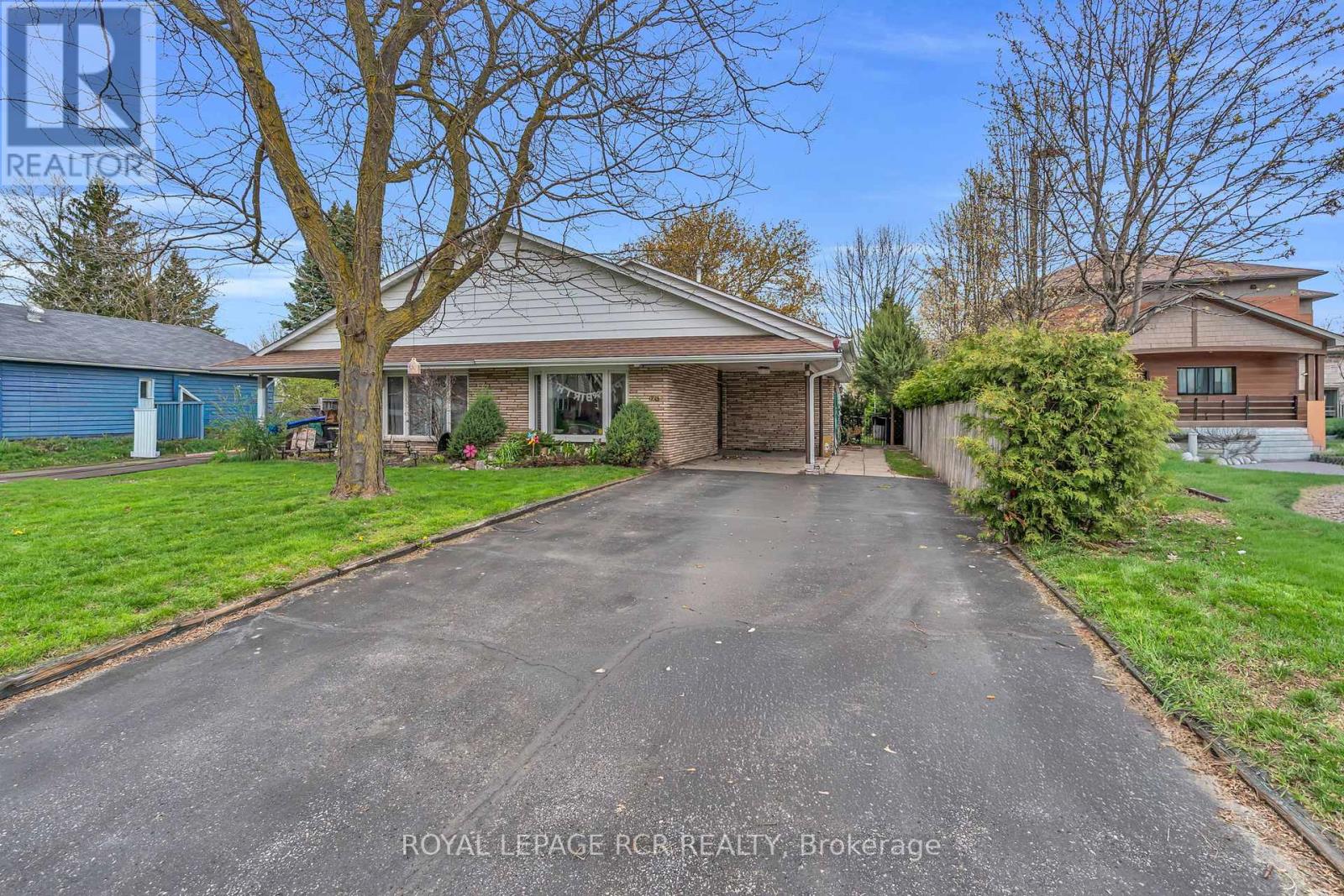 Semi-Detached/Link at B - 126 NELSON STREET, New Tecumseth (Alliston)