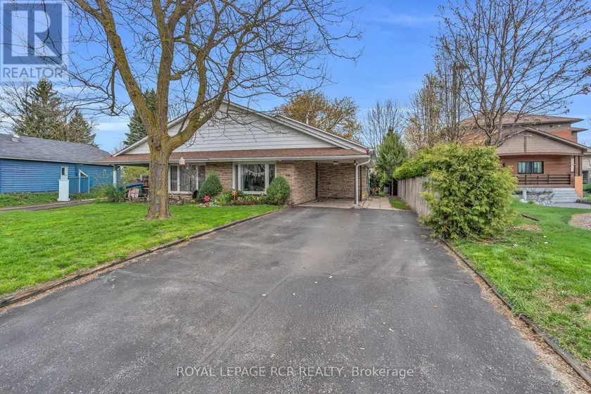 Semi-Detached/Link at B - 126 NELSON STREET, New Tecumseth