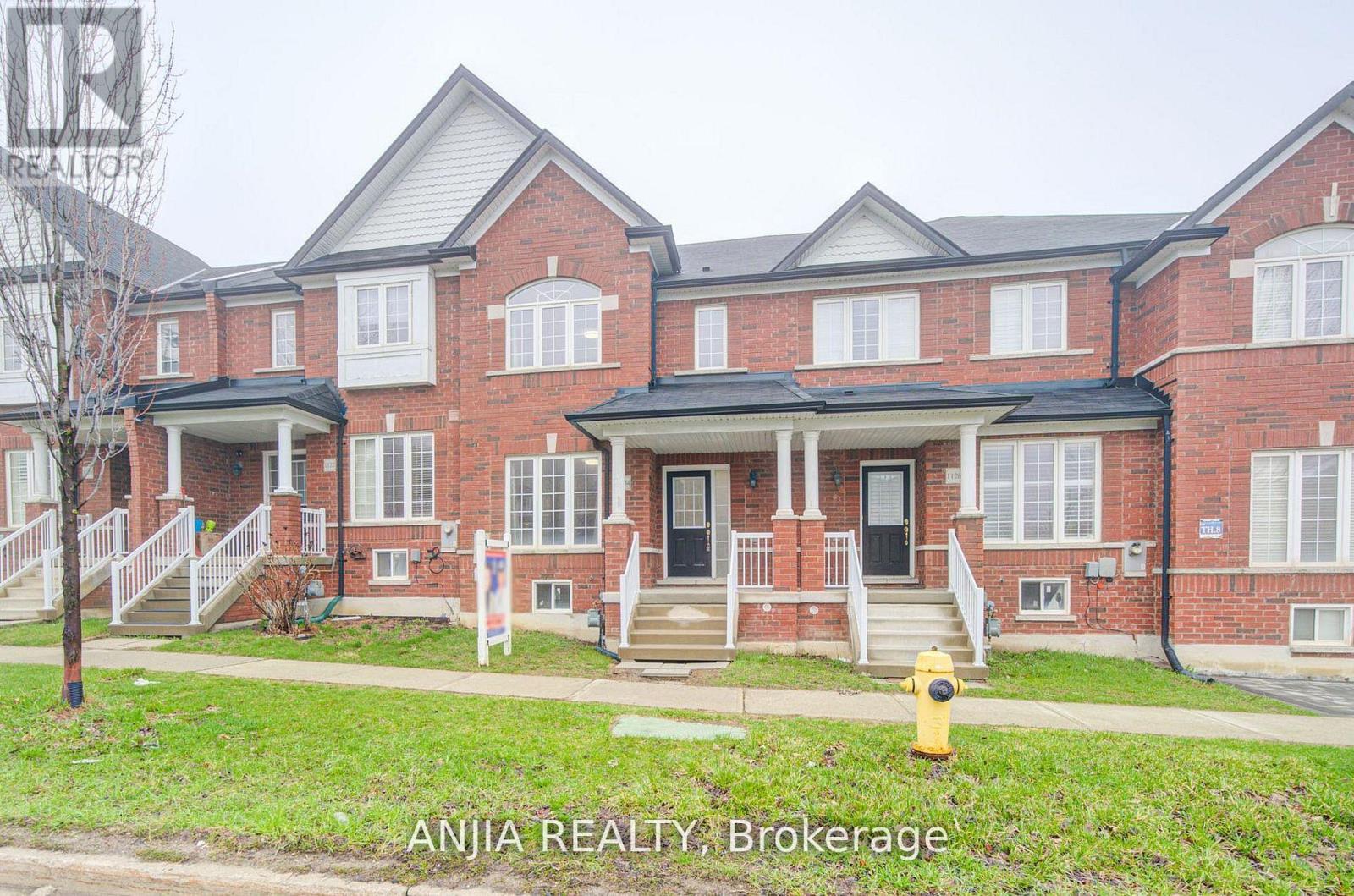 Townhouse at 1124 BUR OAK AVENUE, Markham (Wismer)